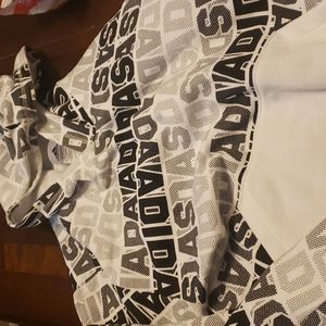 Boys Adidas hoodie size XL